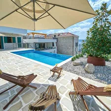 Mladenka By Interhome *