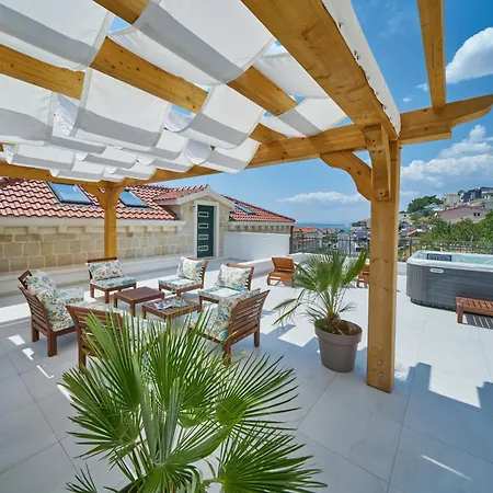 Villa Mladenka By Interhome
